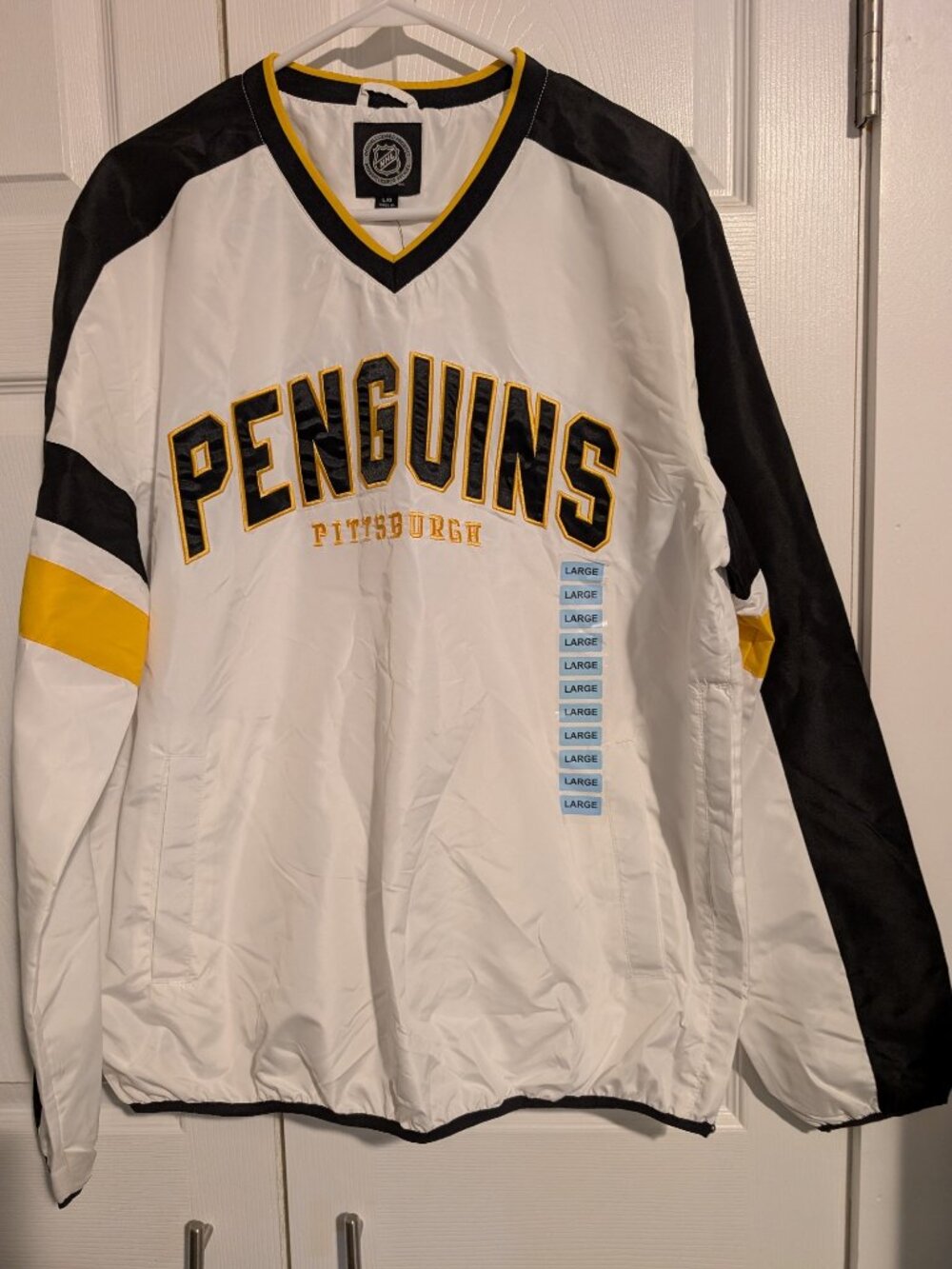 Pittsburgh Penguins Pullover Windbreaker -NWT - Med/Large/XLarge